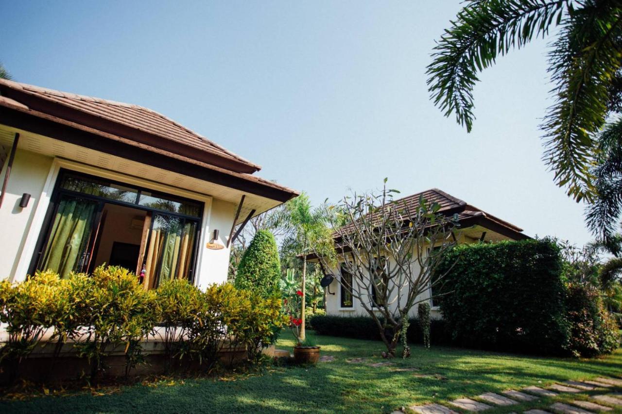 Baan Klong Resort Damnoen Saduak Exterior photo