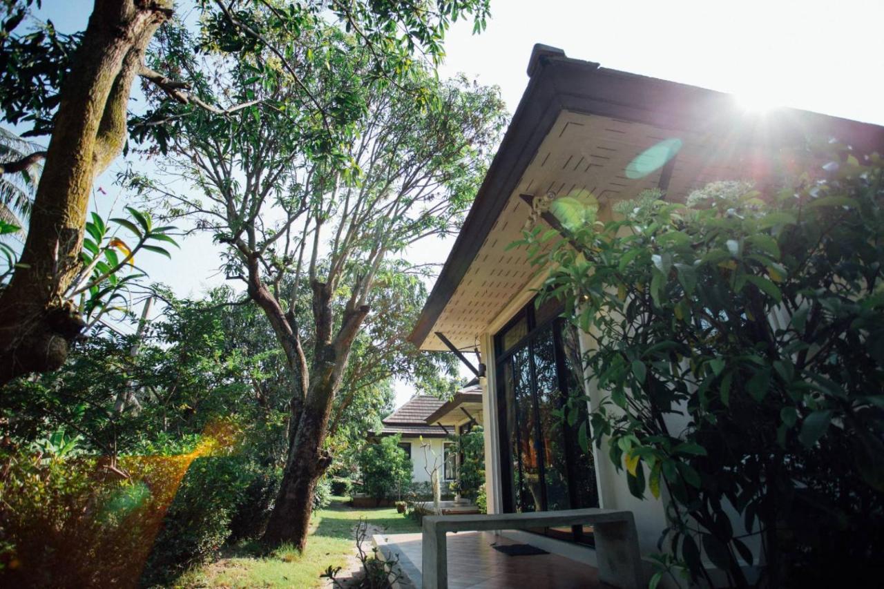 Baan Klong Resort Damnoen Saduak Exterior photo