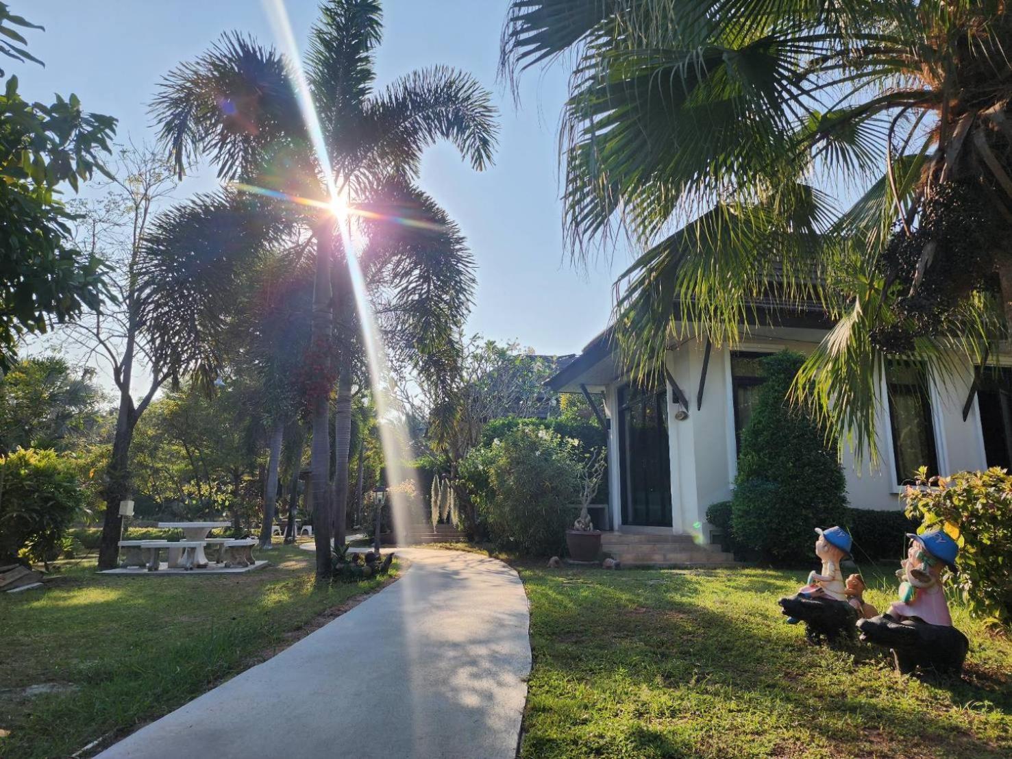 Baan Klong Resort Damnoen Saduak Exterior photo